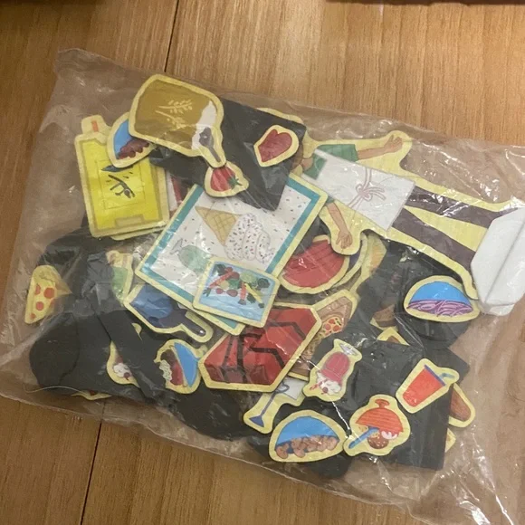 (2 Sets) Melissa & Doug Magnetic Pizza Ice cream Shop & ZOO DIY building toy - Picture 4 of 6